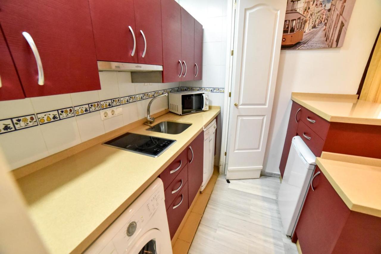 New! City Centre Apartment Sevilla Buitenkant foto